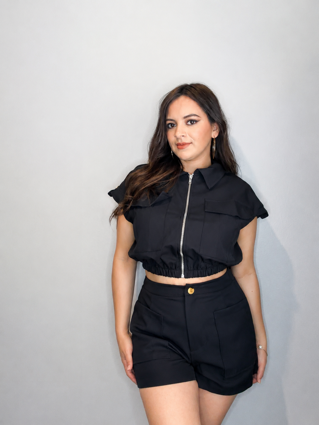FRONT ZIP UP SIDE POCKETS TOP AND SHORTS SET